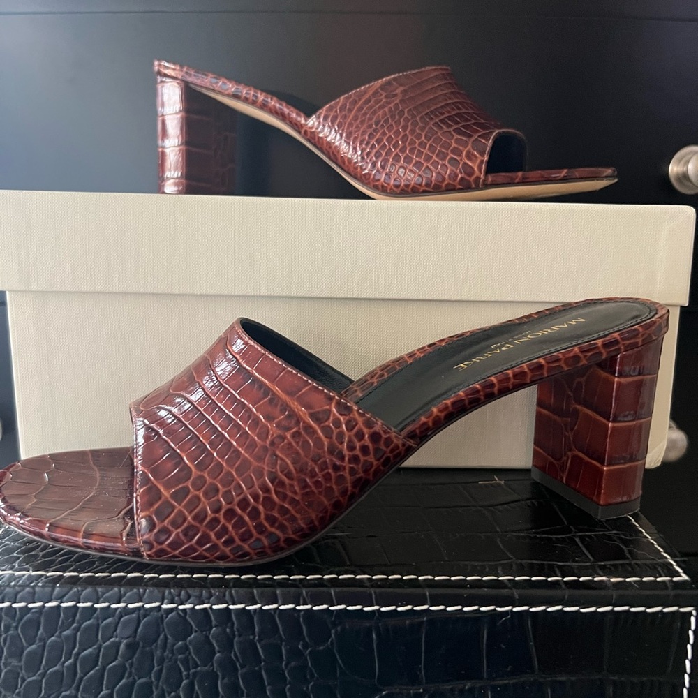 Marion Parke Elegant Brown Croc-Embossed Women’s Heels Size 9 (40.5).